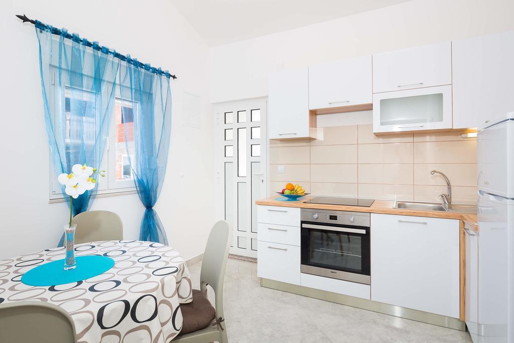 Apartments Sucic Sevid Szoba fotó