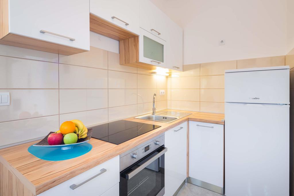 Apartments Sucic Sevid Szoba fotó